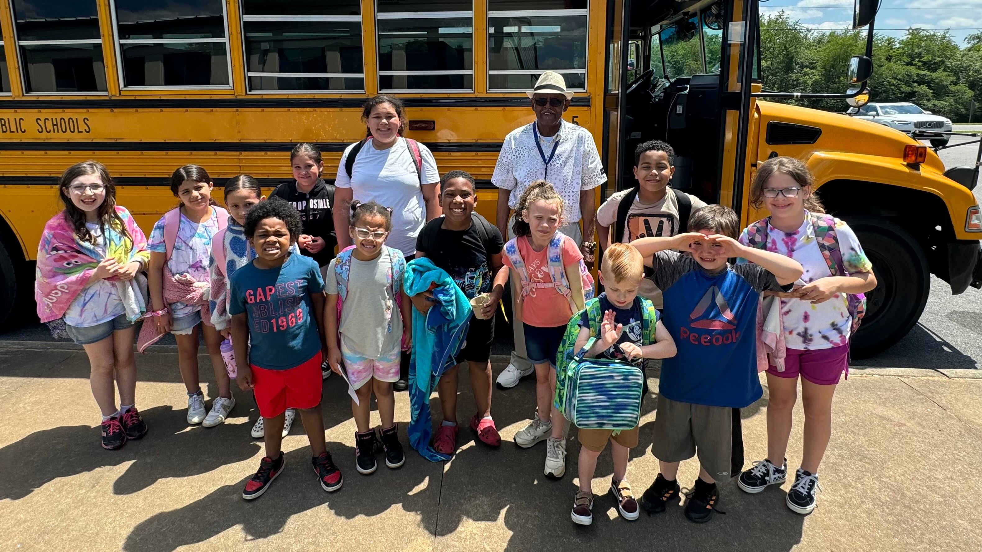 90-year-old school bus driver retires after 50 years of service - Vimarsana News