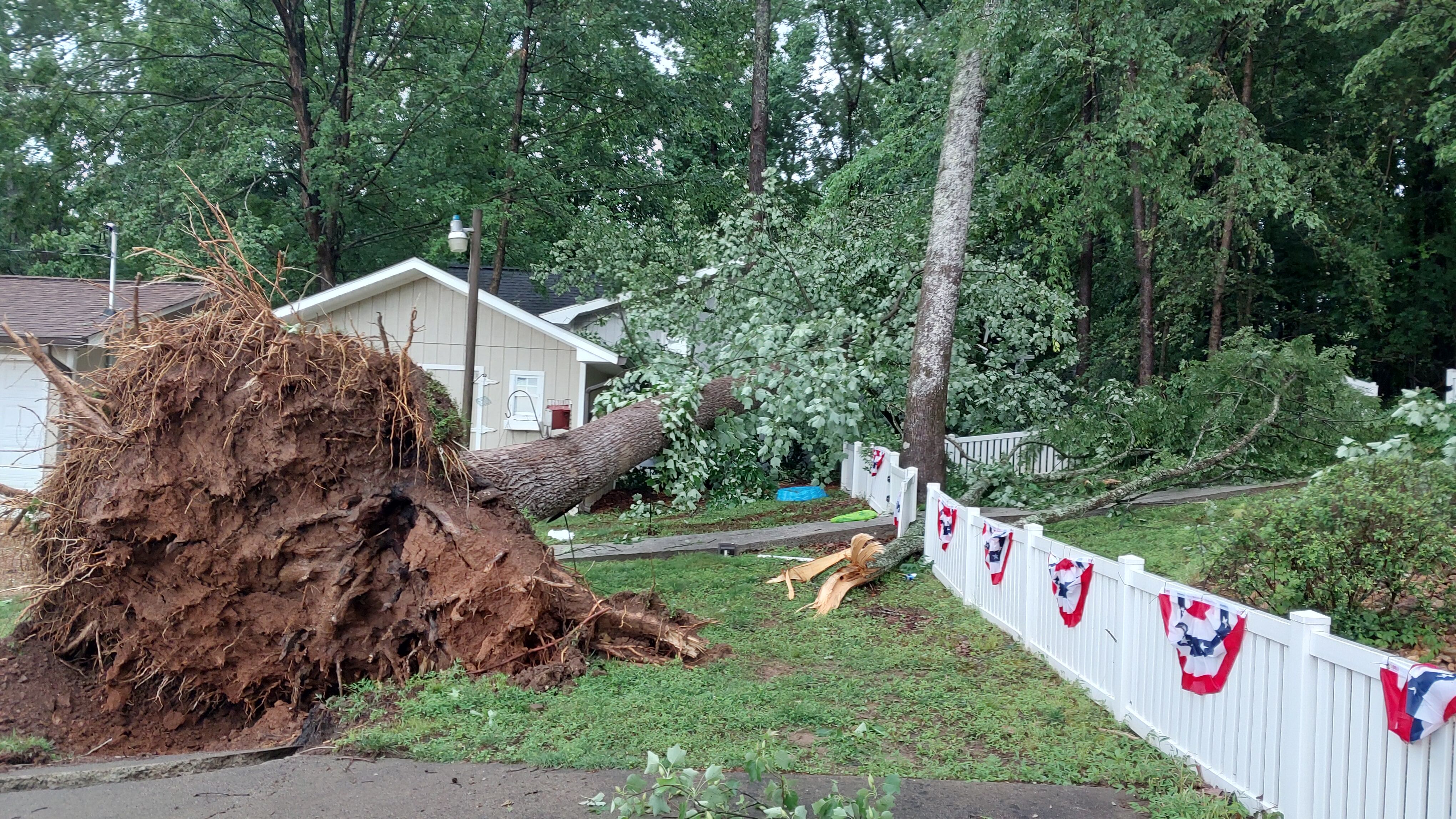 NWS says EF-1 tornado touched down in Cherokee Co. early Monday morning - Vimarsana News