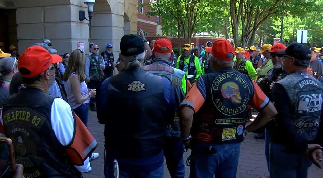Hundreds turn out to welcome Run For The Wall motorcyclists at Tuscaloosa VA - Vimarsana News